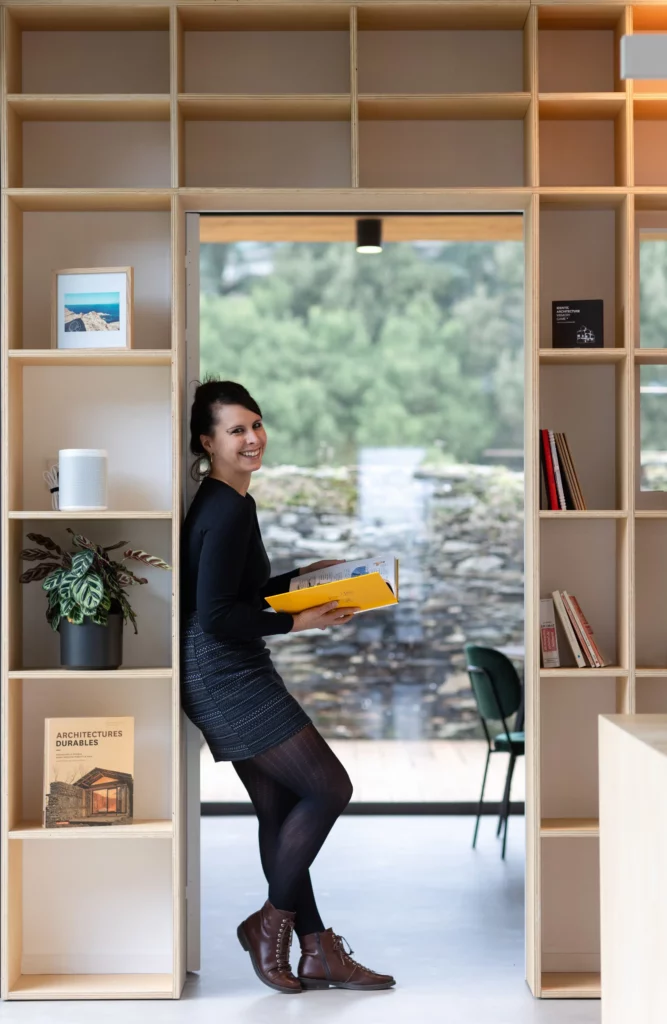 Première salariée de l’atelier P.L.D. à Angers, partage de son expertise et transmission de savoir-faire