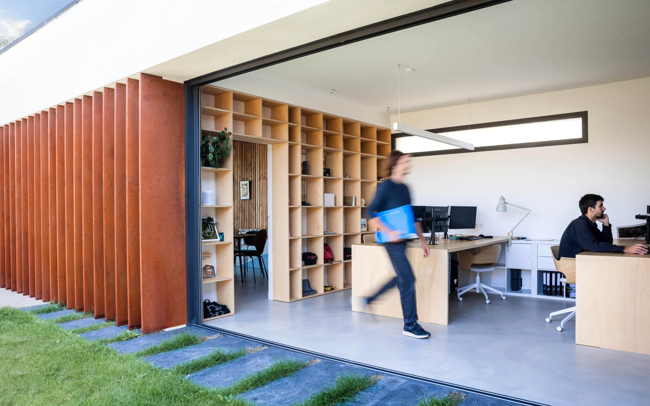 Réhabilitation et extension d’une maison en bureau à Angers